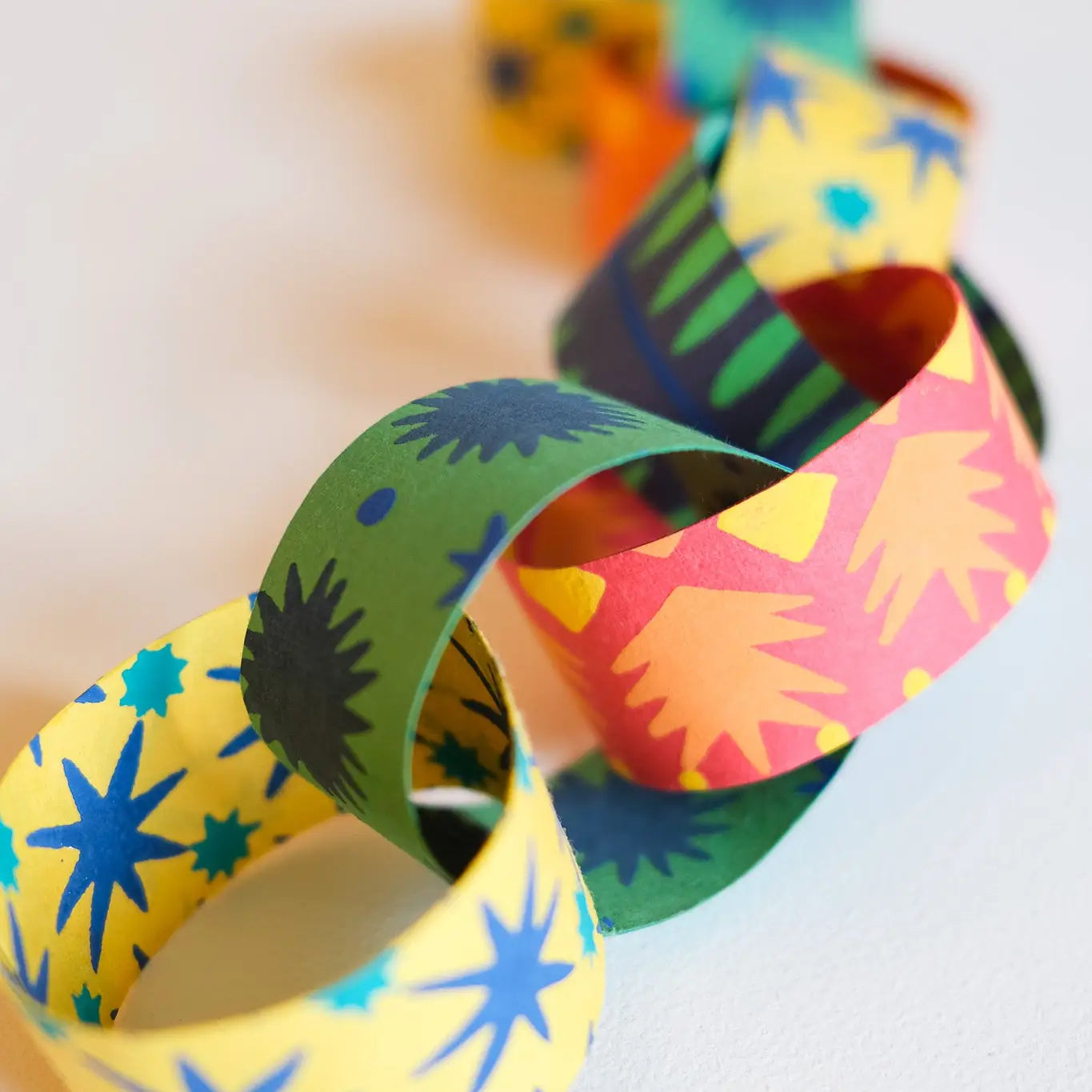 East End Press- Paper Chain Kit