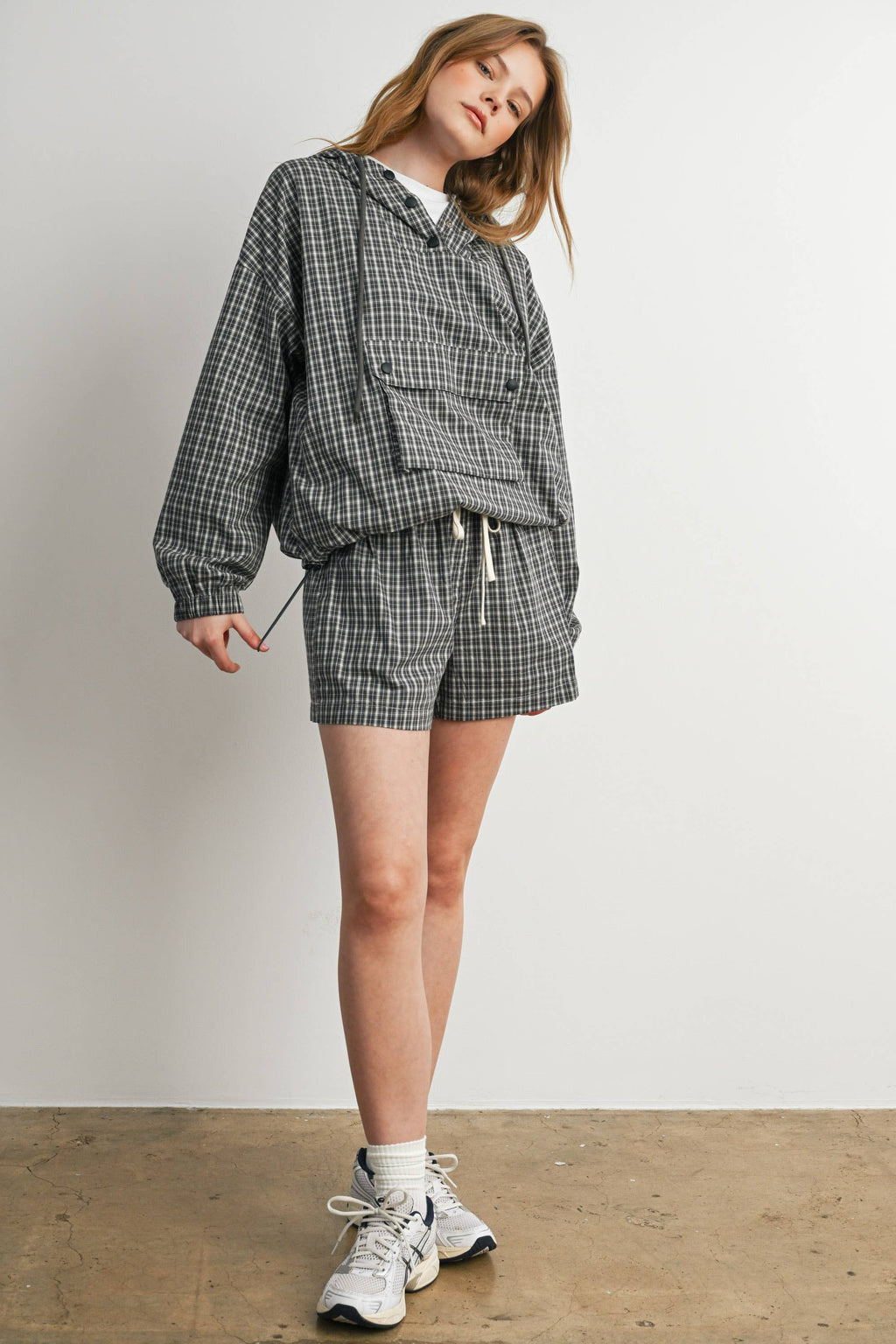 BUTTERMELON- Check Hooded Anorak Top