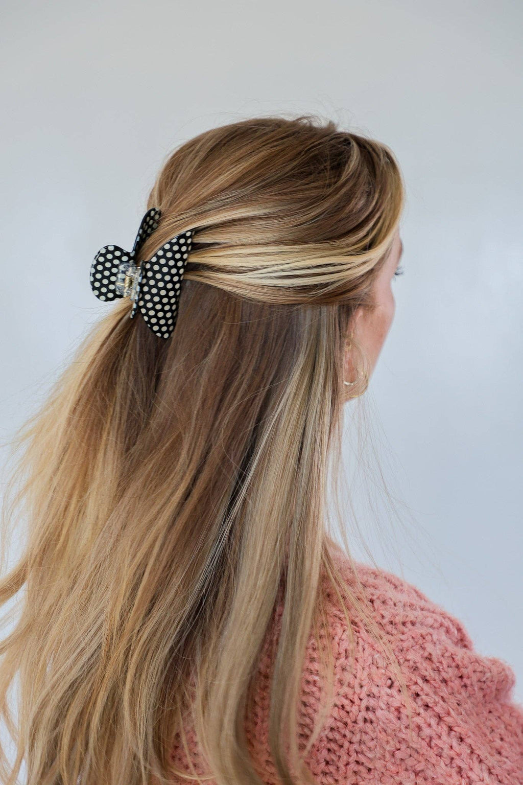 KAXI- Black & White Polka Dot Claw