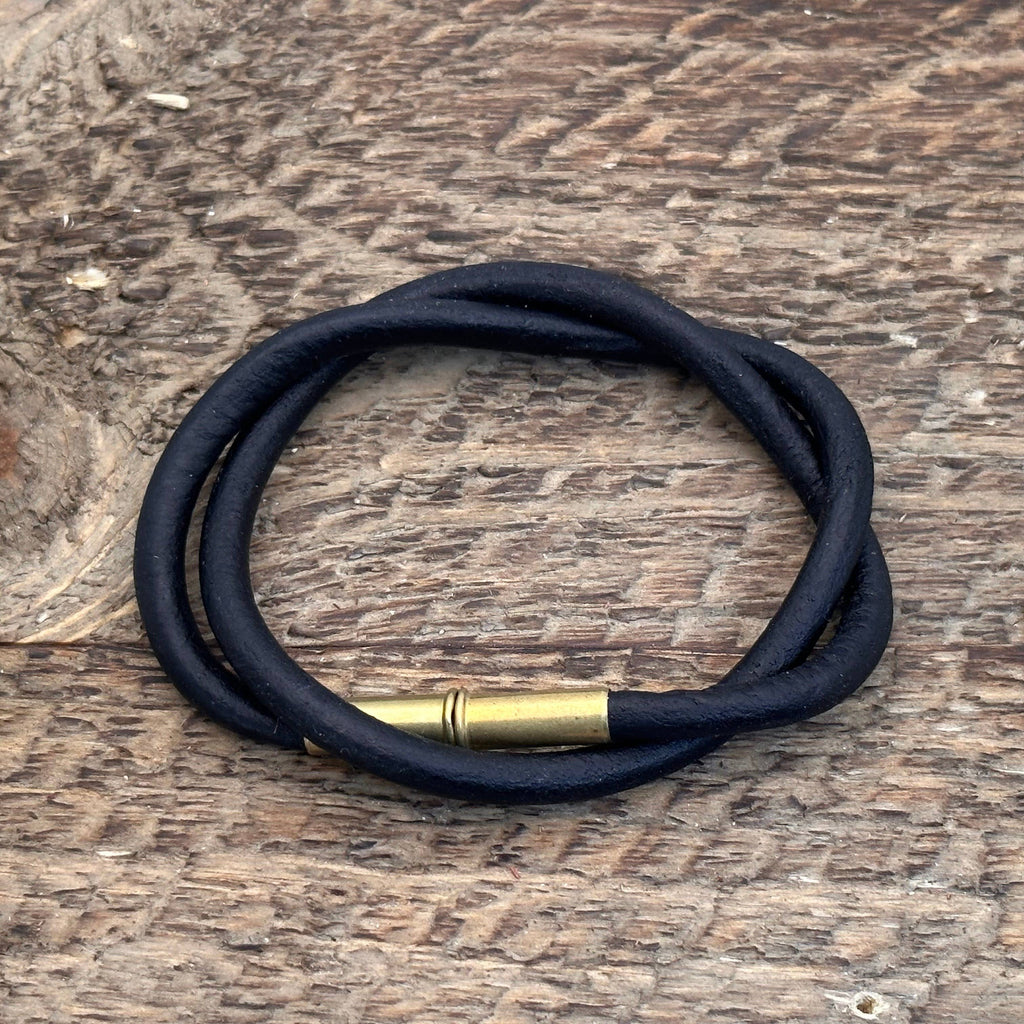 Tres Cuervos- Flint Bracelet