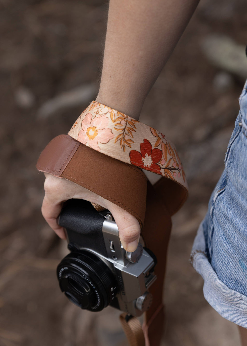 Wildtree- Mellow Meadow Camera Strap