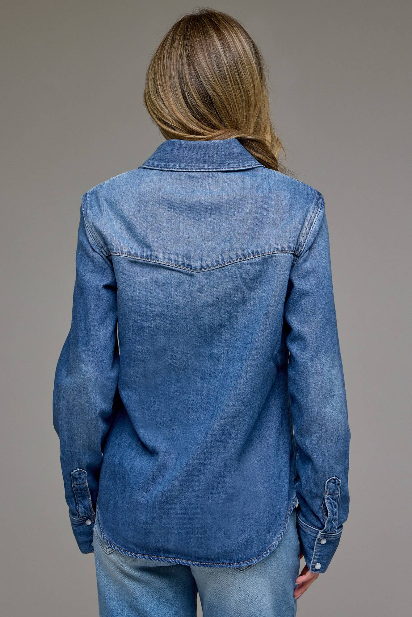 Hidden Jeans- Medium Wash Basic Western Shirt