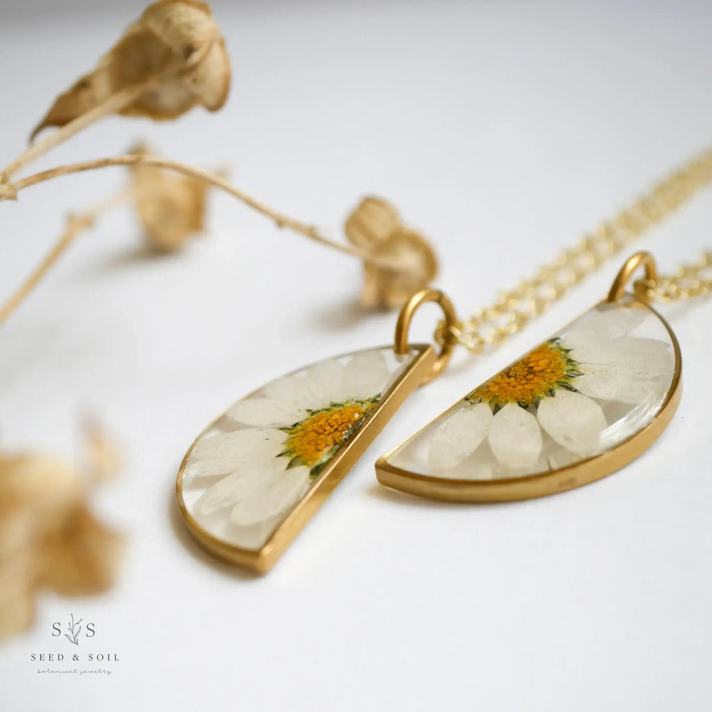 Seed & Soil- Friendship Necklace Set - Daisy