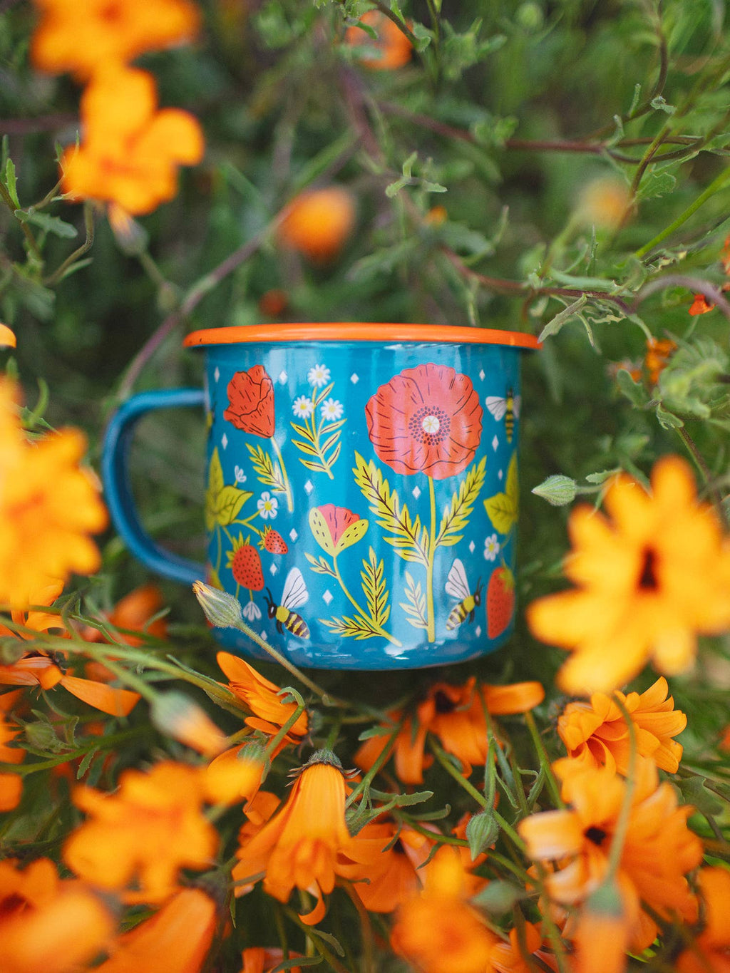 Trek Light- Enamel Coffee & Camp Mug | Garden Buzz | 16 oz | Poppies