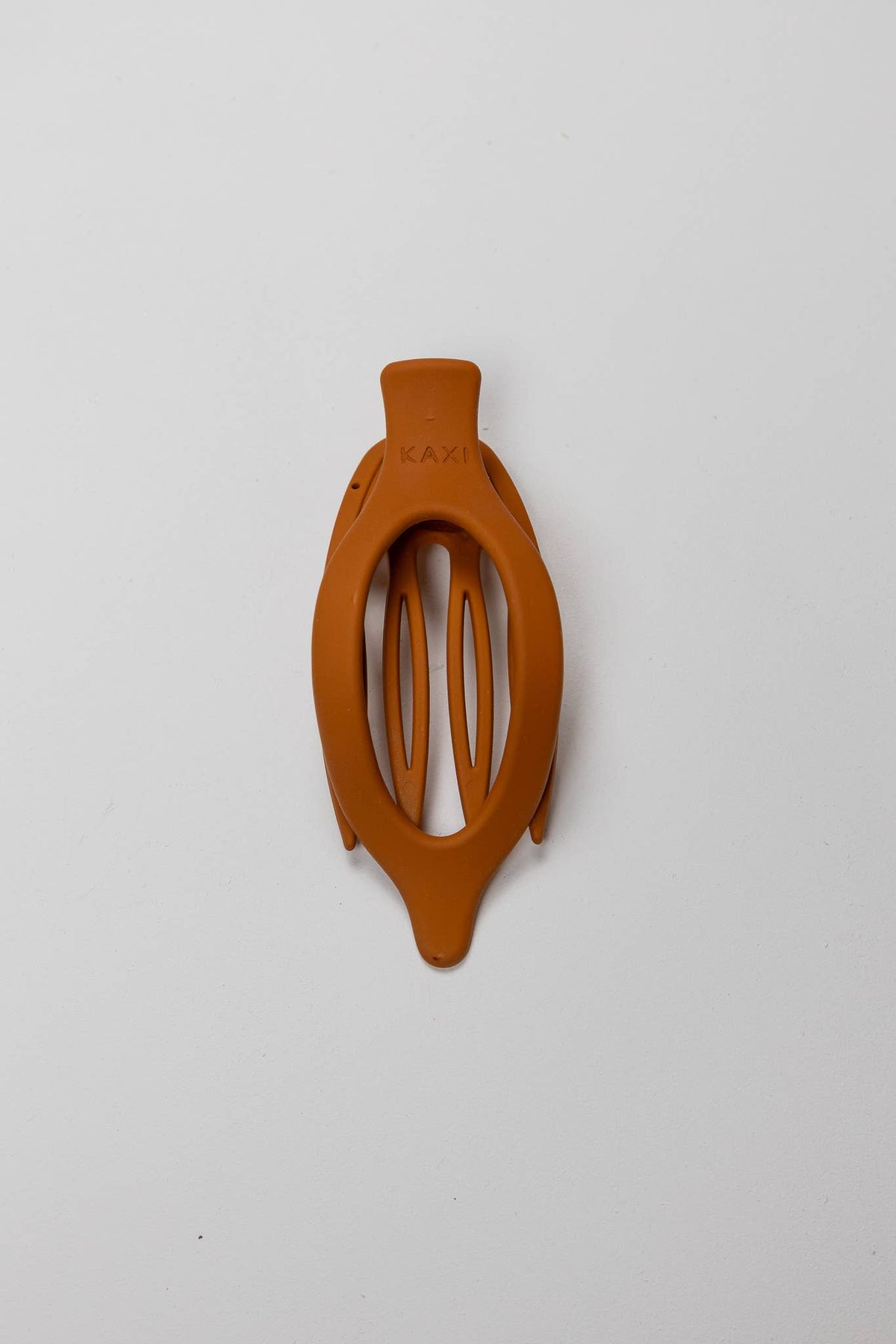 KAXI- Lay Down 2.0 Claw Clip — Flat Comfort Hair Clip