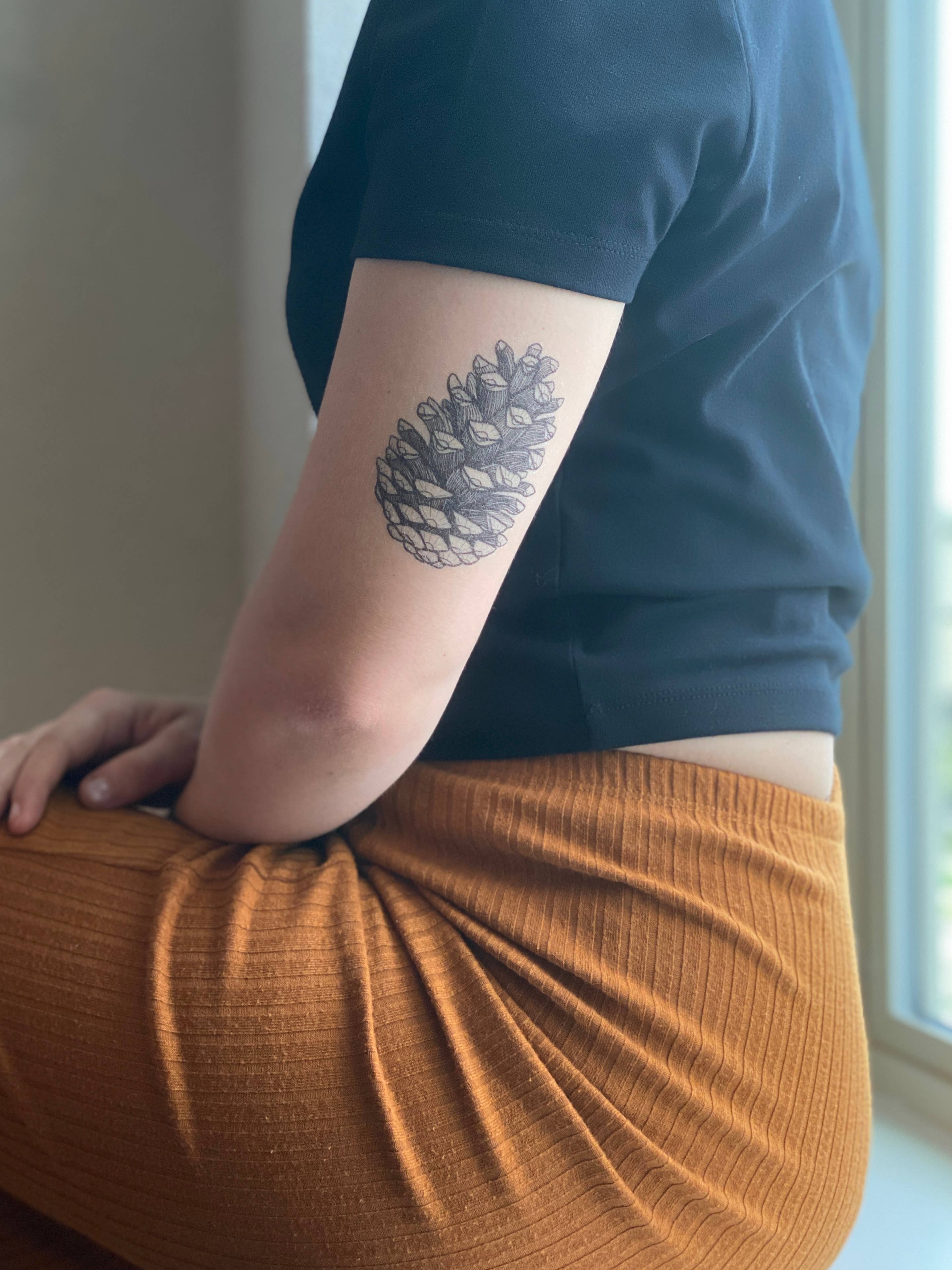 NatureTats- Pinecone Temporary Tattoo
