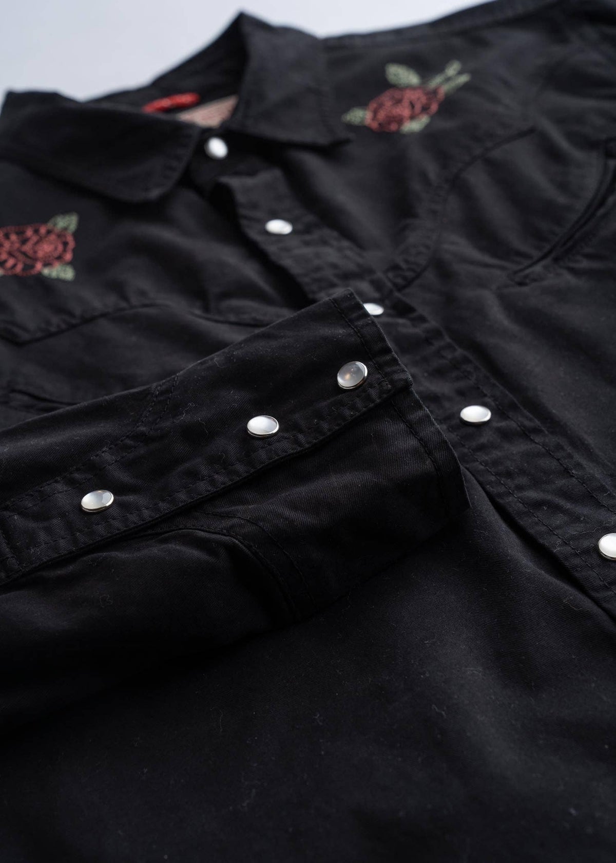 Iron & Resin- Iron Rose Shirt