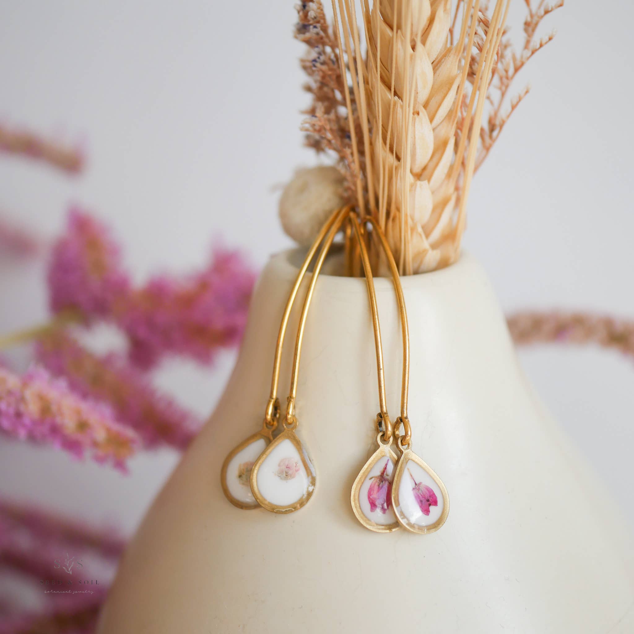 Seed & Soil- Valentine Petite Threaders