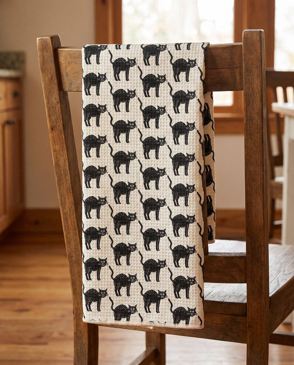 Trek Light- Kitchen Tea Towel Quick Dry | Black Cats | Halloween