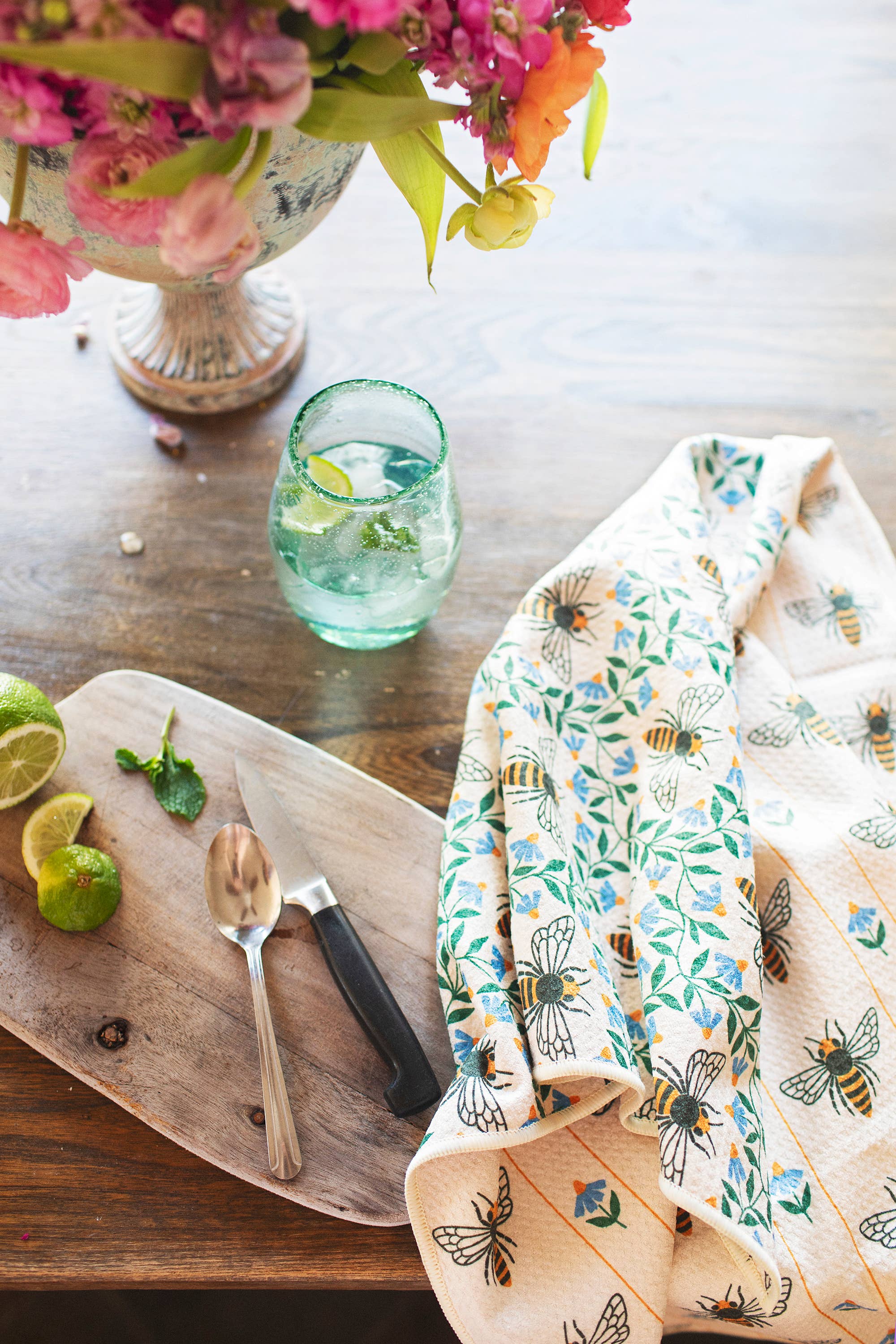 Trek Light- Kitchen Tea Towel Quick Dry | Honeybee