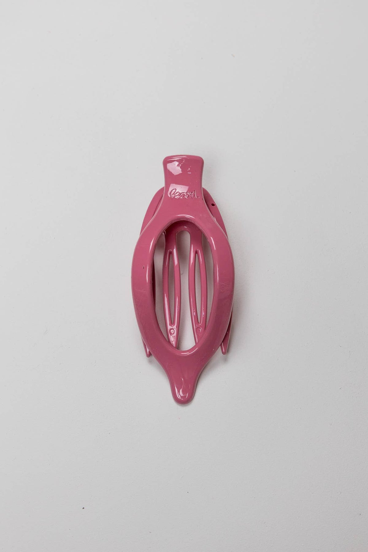 KAXI- Lay Down 2.0 Claw Clip — Flat Comfort Hair Clip