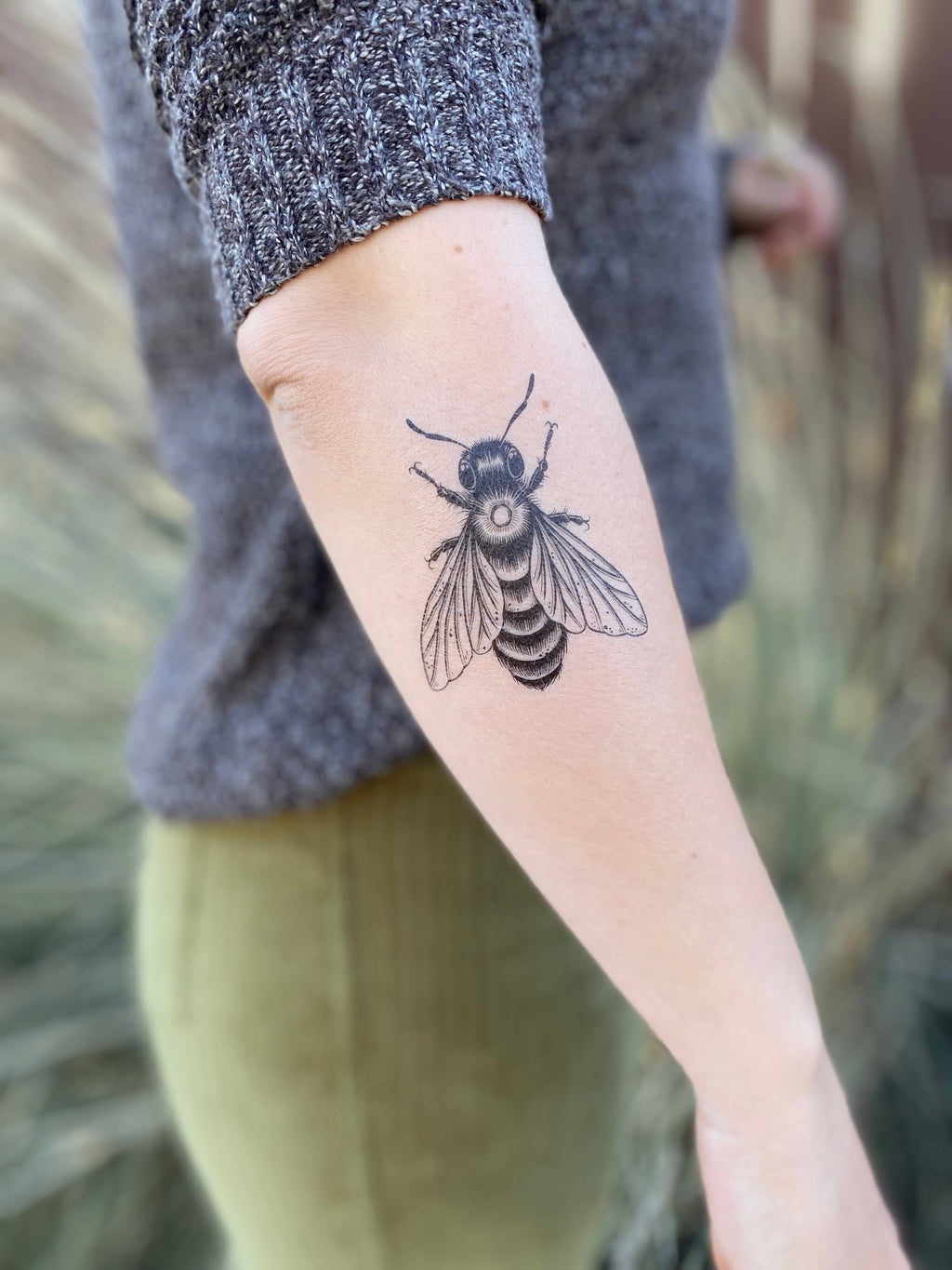 NatureTats- Big Bee Temporary Tattoo: 1-Pack