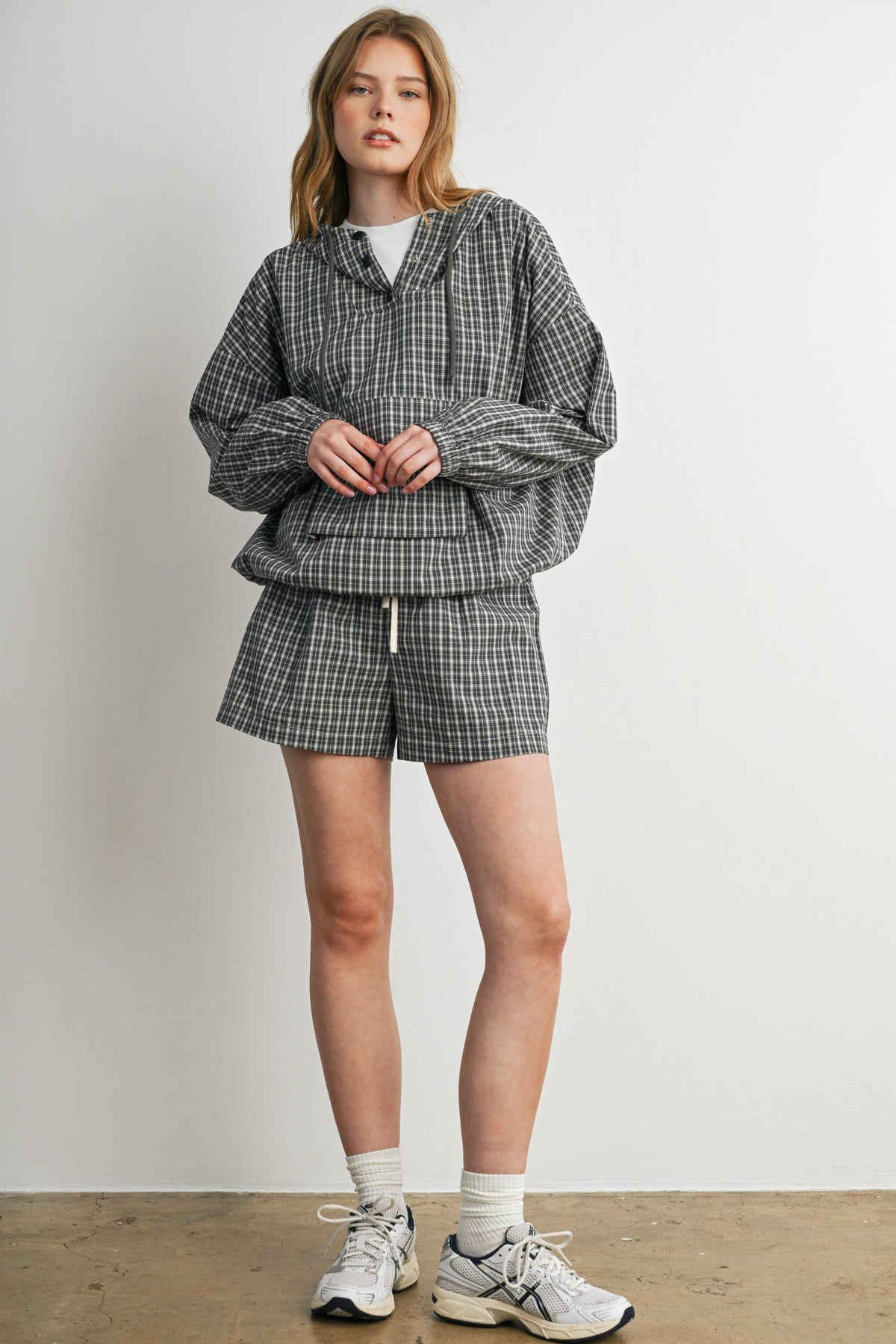 BUTTERMELON- Check Hooded Anorak Top