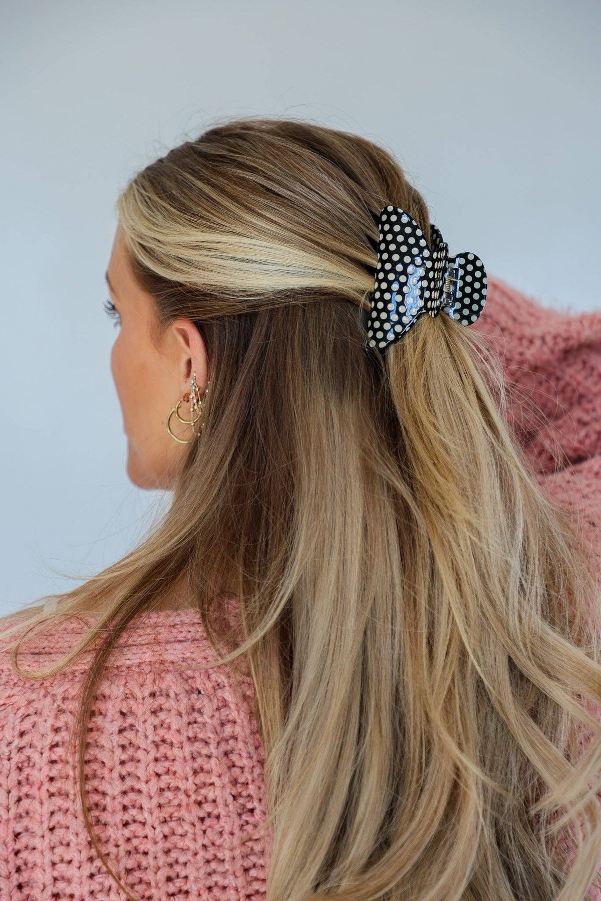 KAXI- Black & White Polka Dot Claw