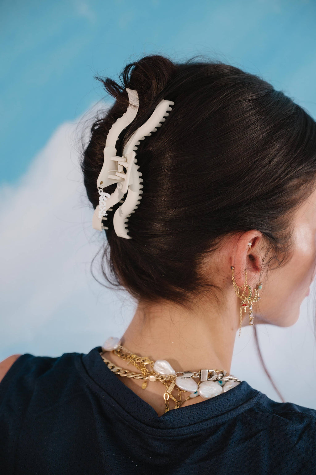 KAXI- Cream Hold Everything Claw — Wavy 5" Hair Claw