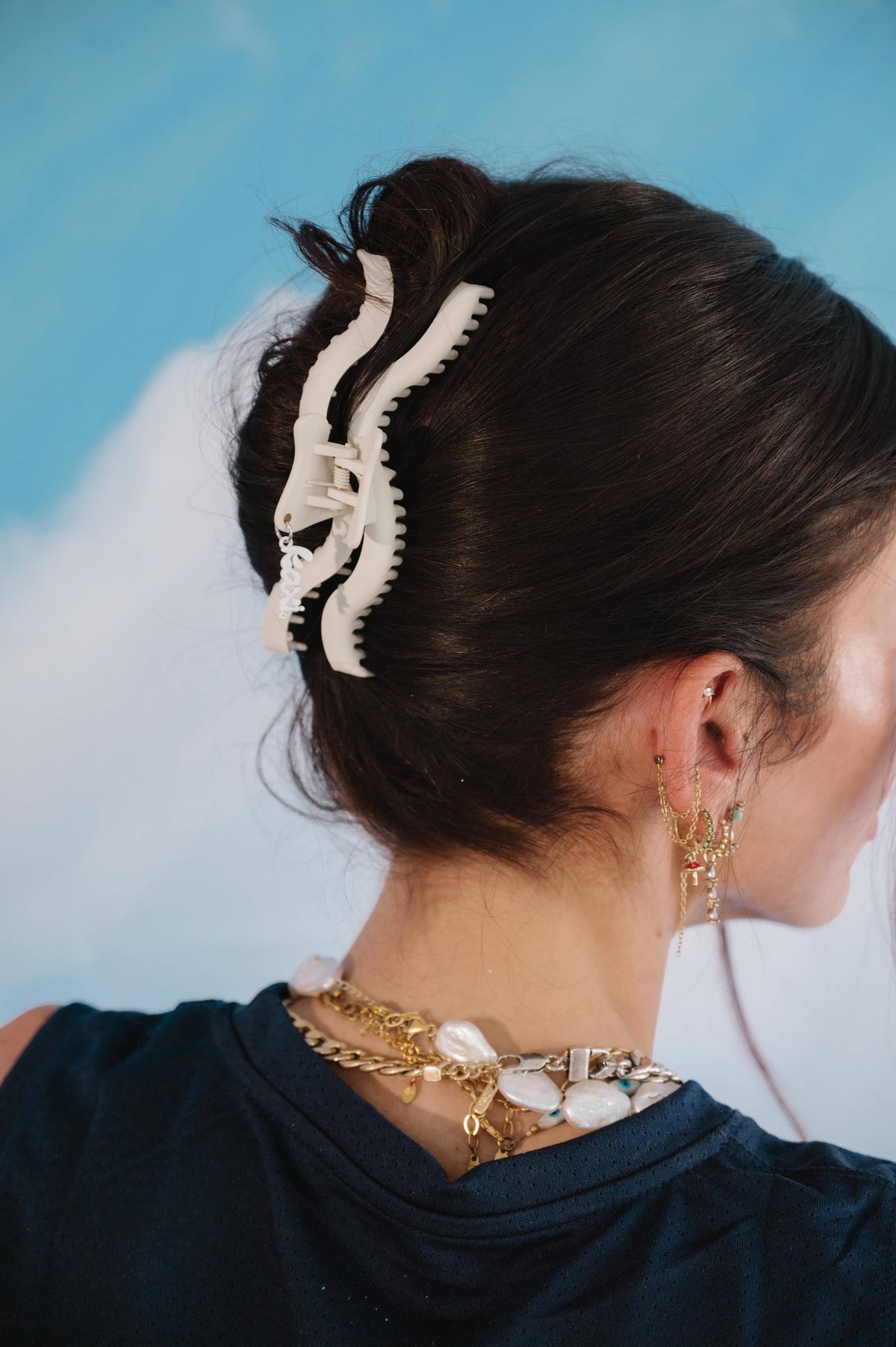 KAXI- Cream Hold Everything Claw — Wavy 5" Hair Claw