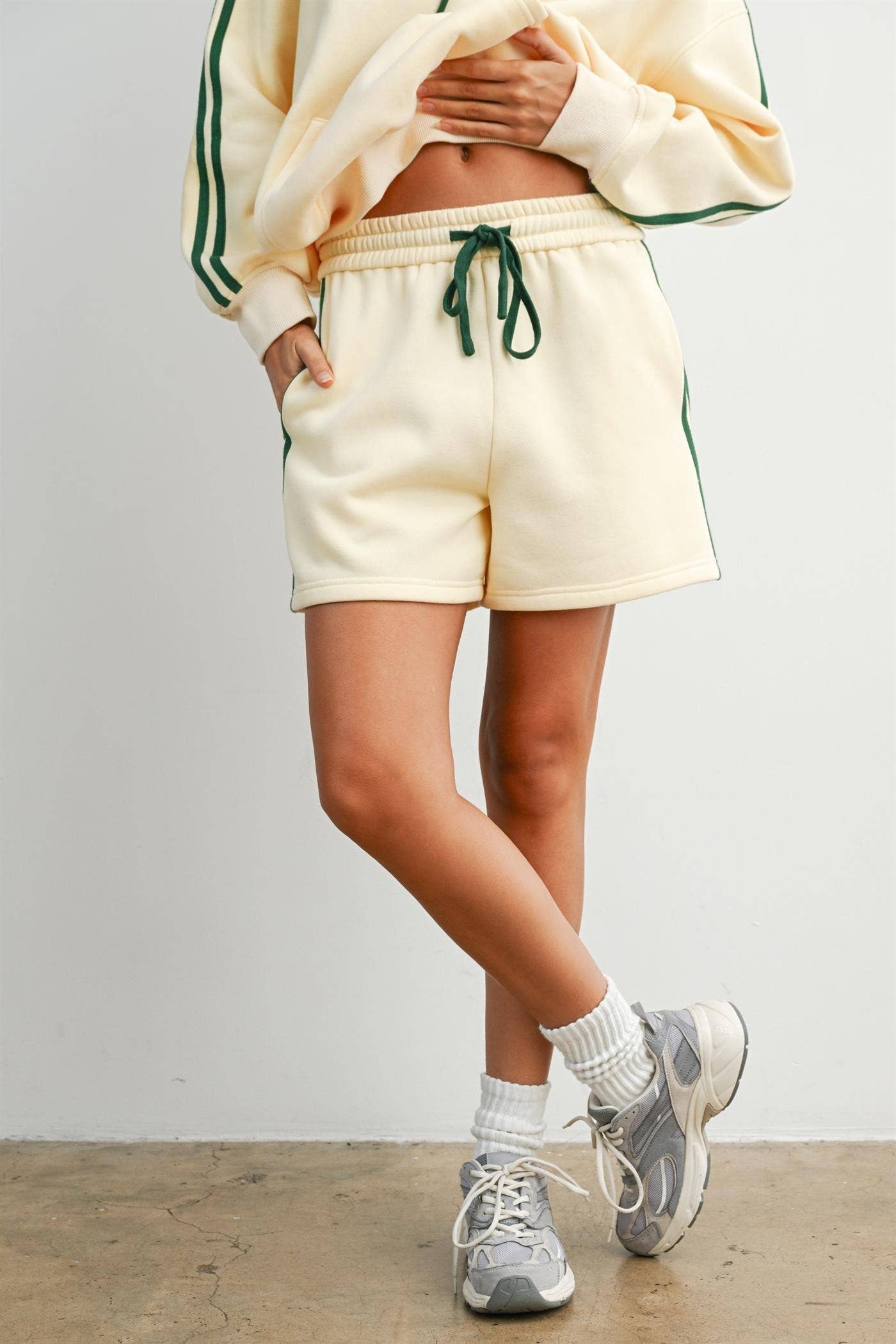 BUTTERMELON- Contrast Striped Drawstring Shorts