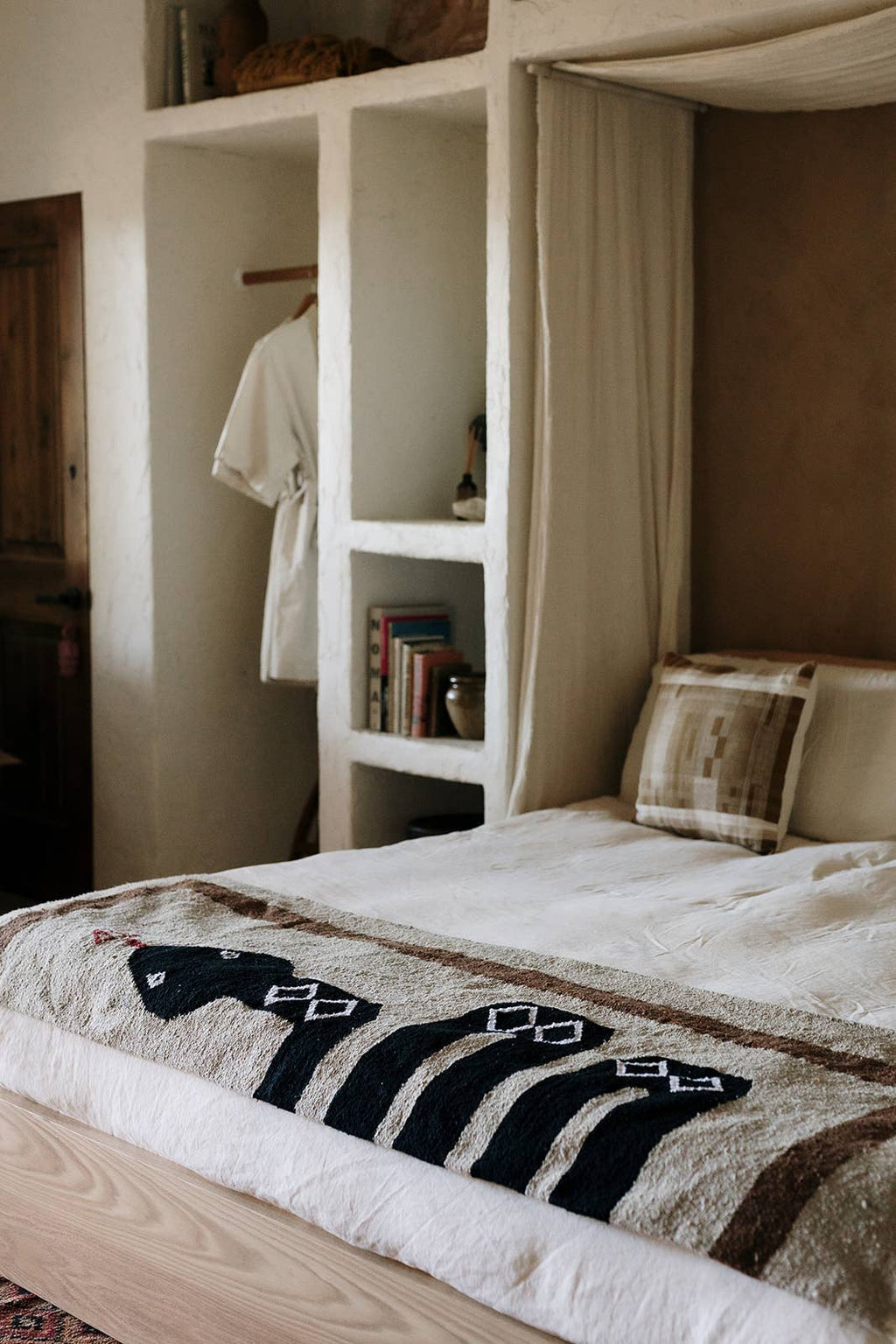 Tribe and True- La Víbora (Limited Edition) // Handwoven Blanket