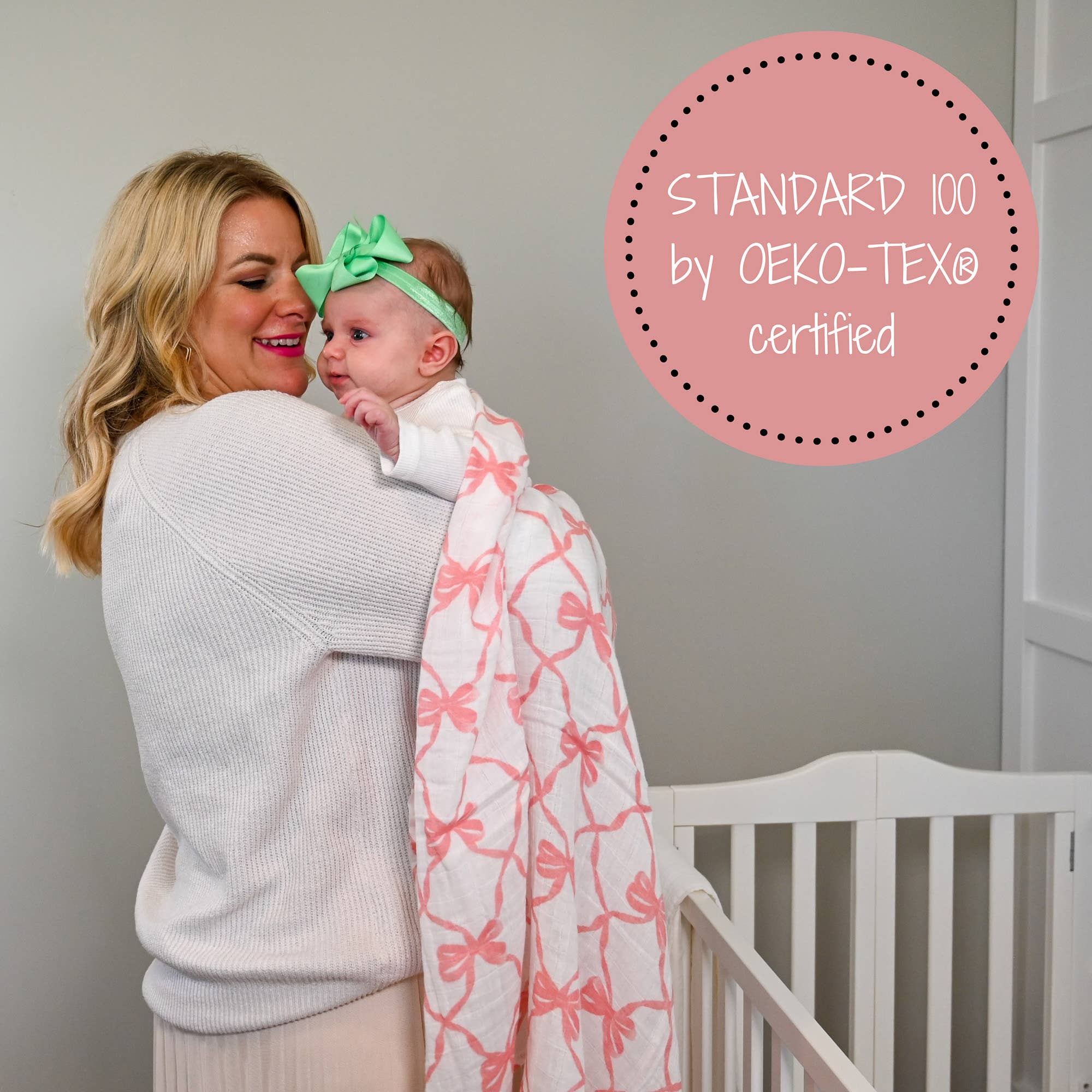 LollyBanks- Beautiful Bows Baby Muslin Swaddle Blanket