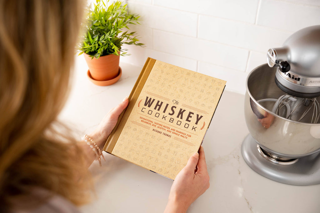 HarperCollins Focus- The Whiskey Cookbook: Sensational Tasting Notes and Pairings