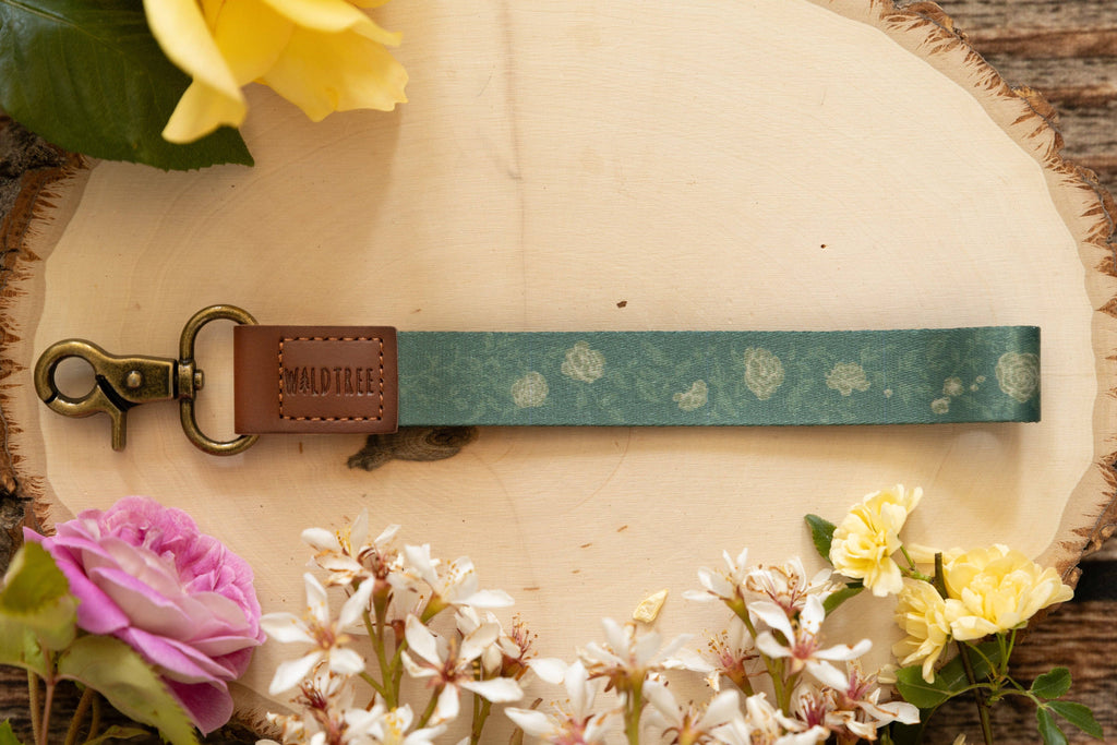 Wildtree- Vine Wristlet Keychain Lanyard- Floral Printed Design