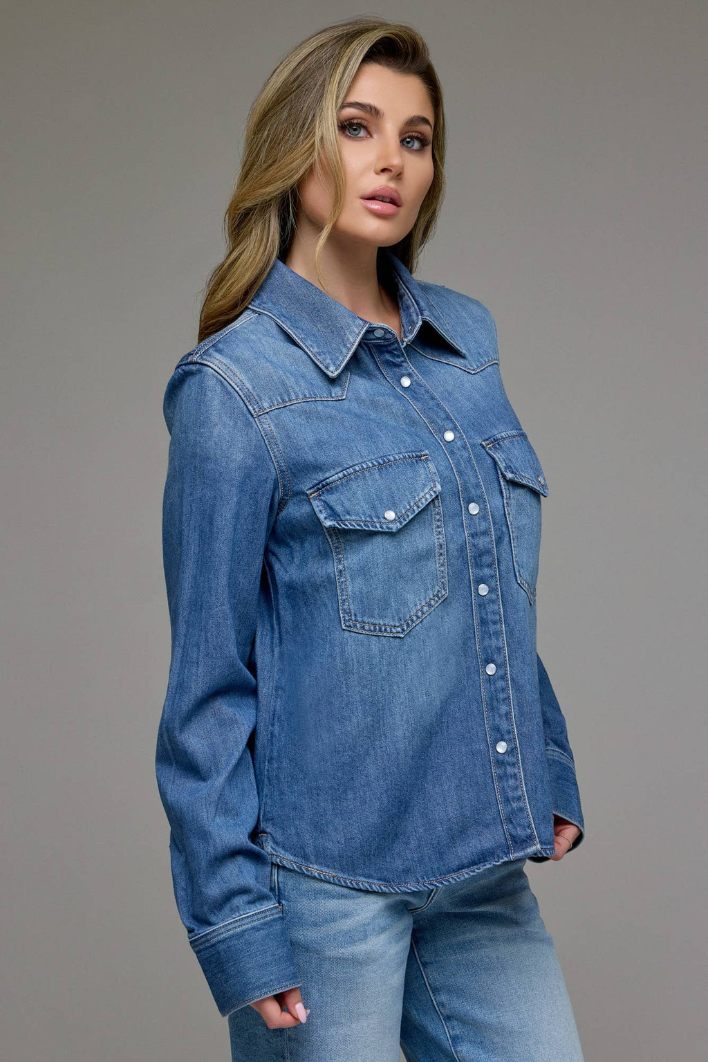 Hidden Jeans- Medium Wash Basic Western Shirt