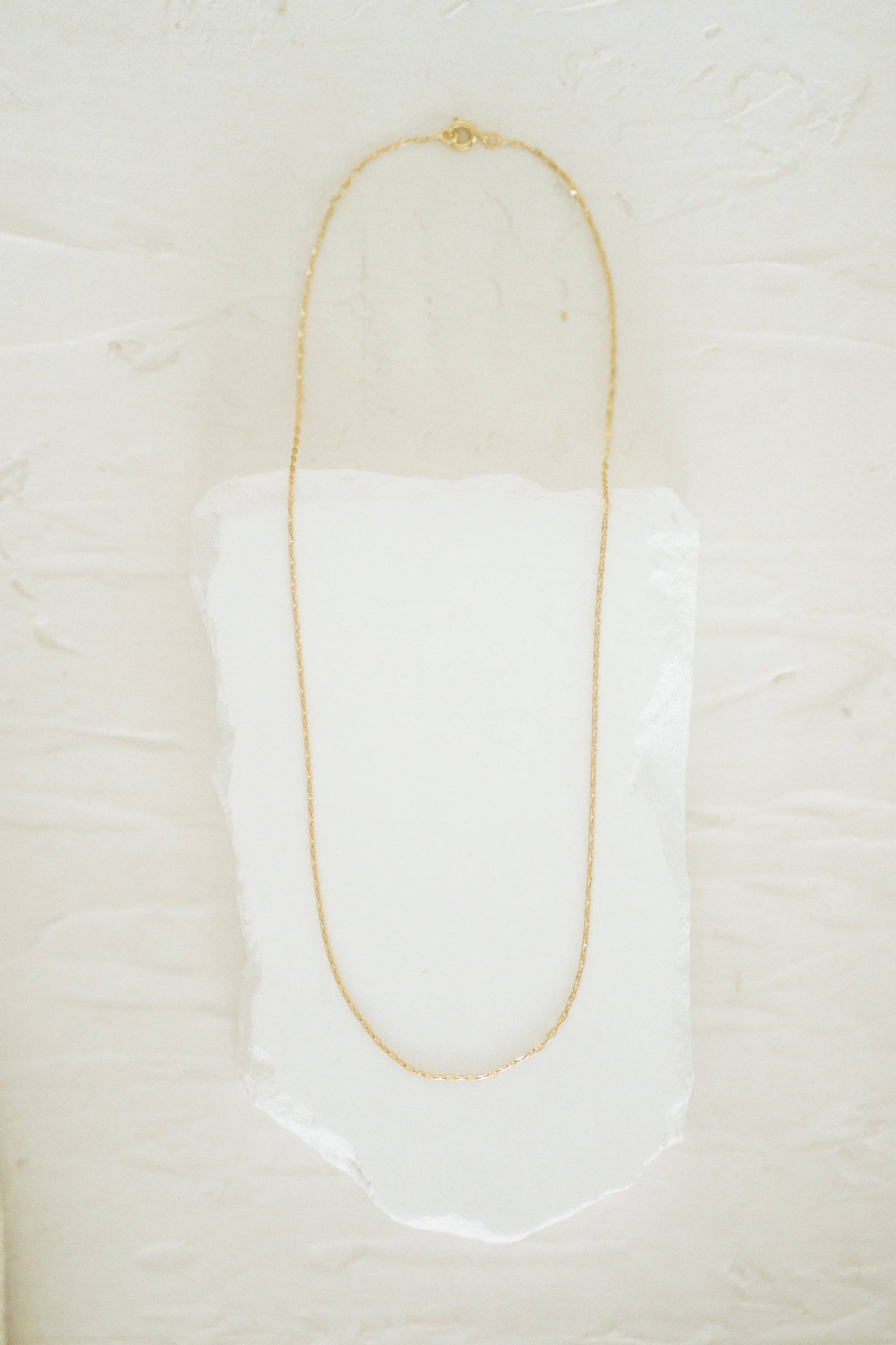 Reva Grey - Mini Mariner Chain