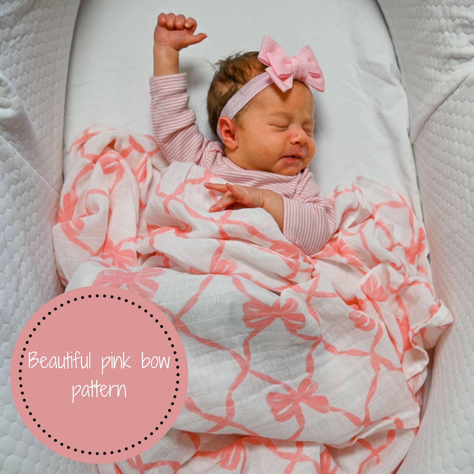 LollyBanks- Beautiful Bows Baby Muslin Swaddle Blanket