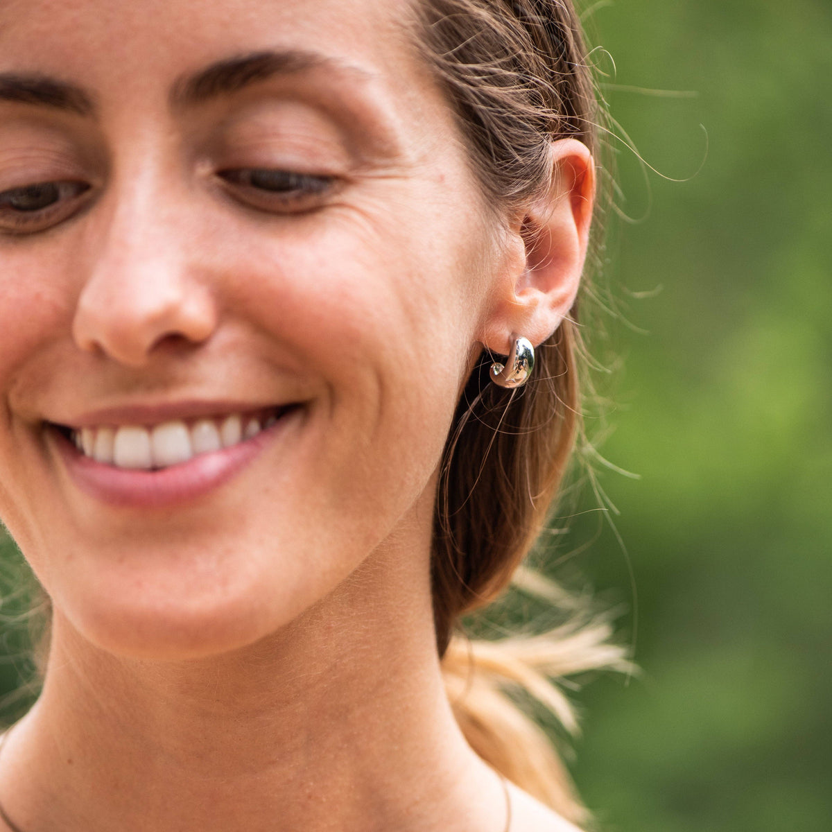Bronwen- Vintage Hoop Post Earrings
