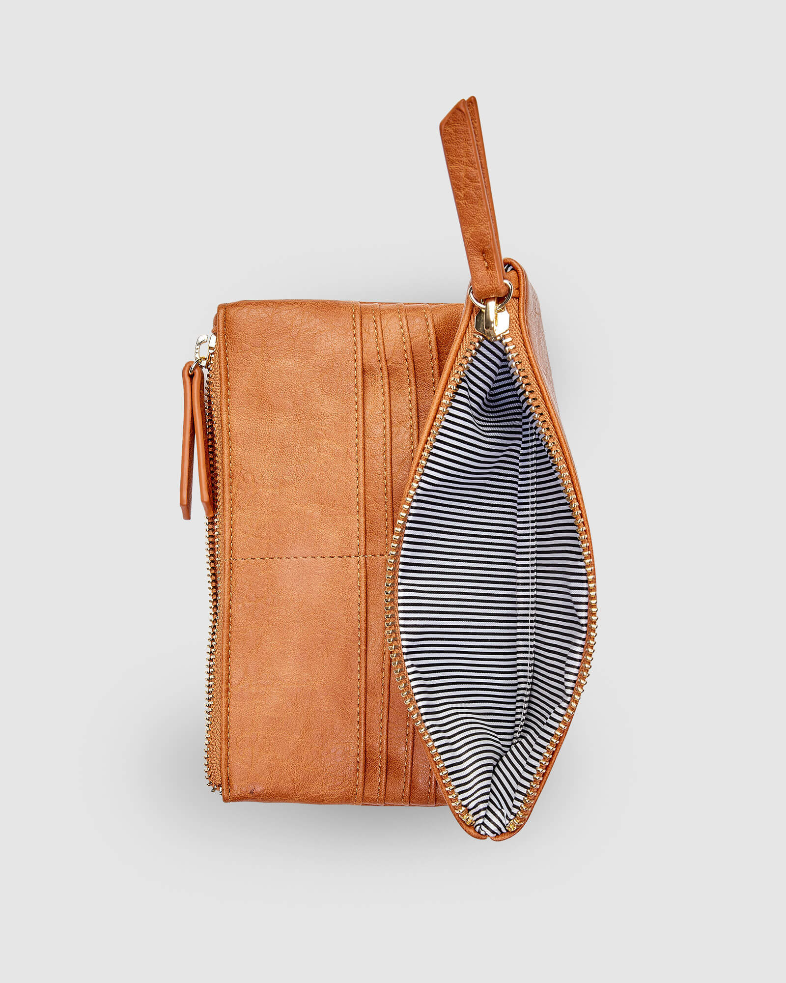 Louenhide- Delta Wallet