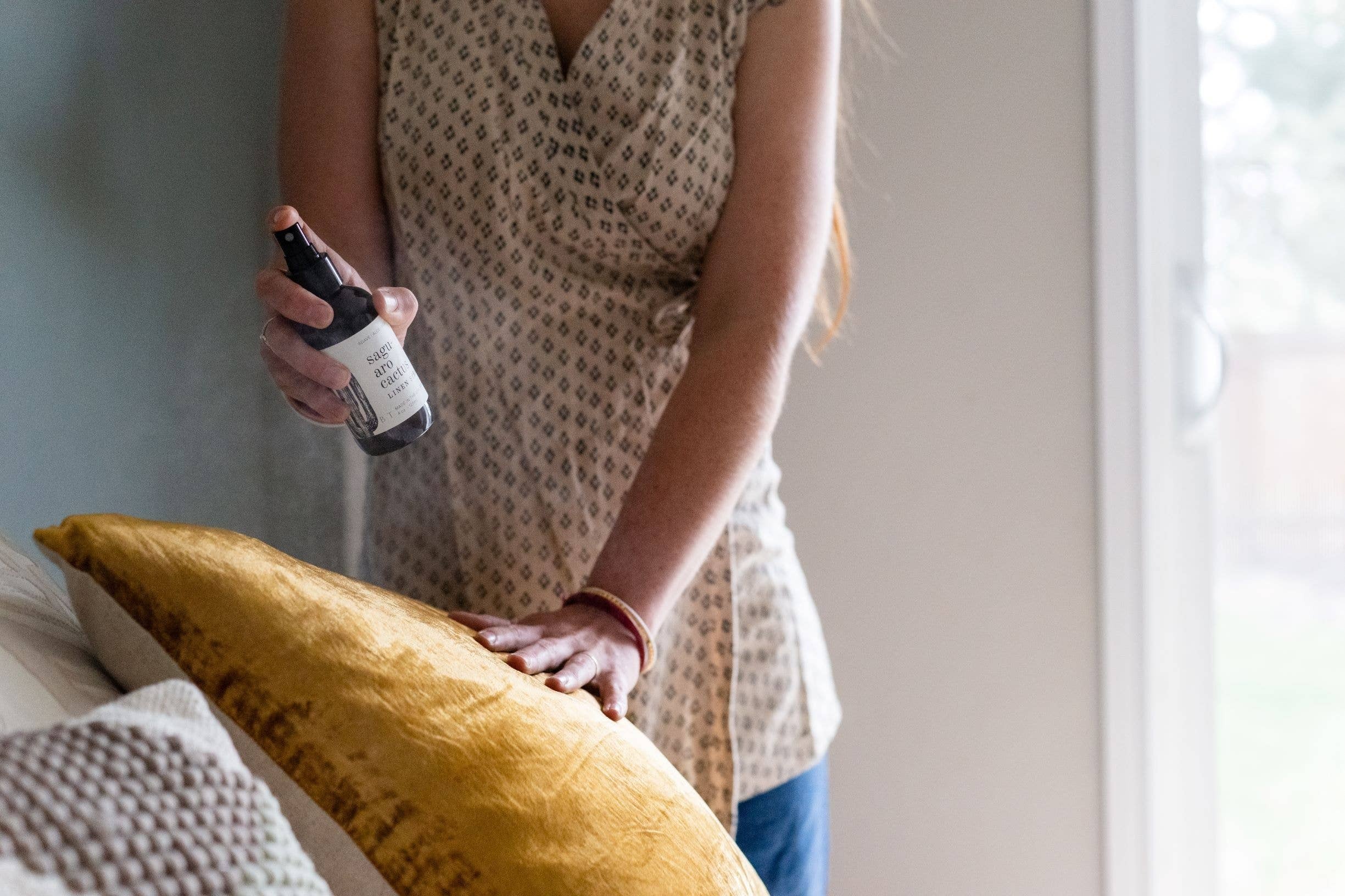 Scent Notes: Agave | Aloe | Moss

Our Saguaro Cactus scent is a spicy floral creation made up of cactus jade flower, agave, moss and aloe. This scent is a true representation of walking into a florist shop and experiencing the aroma of fresh cut flowers, 