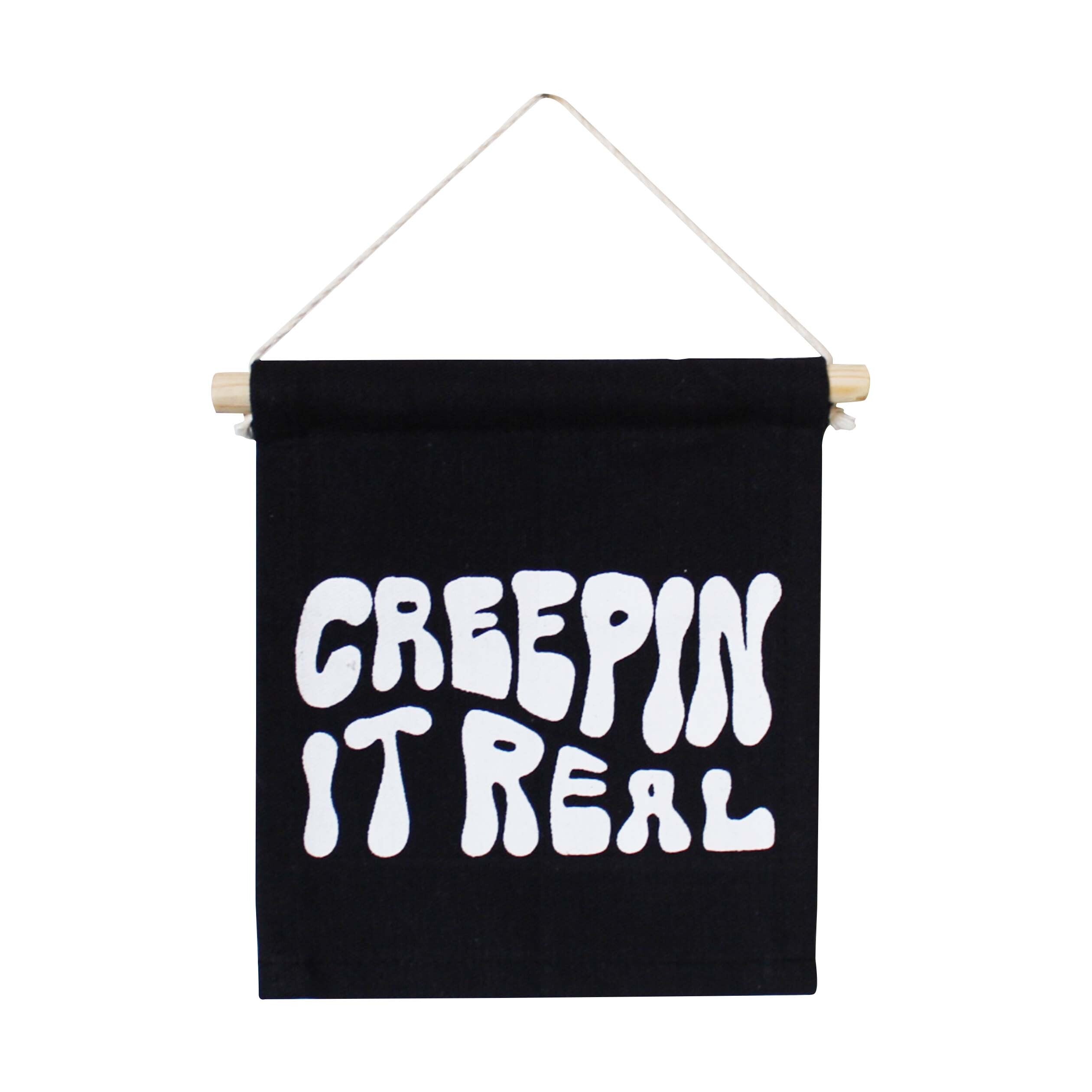 d e s c r i p t i o n

"Creepin' It Real" Hang Sign | Halloween Wall Flag. Made in Kenya by empowered artisans.

HALLOWEEN COLLECTION 2022.

d e t a i l s
+ black canvas
+ 6in x 7in
+ wooden dowel with cotton string
+ black screen print

w a s h  &  c a r