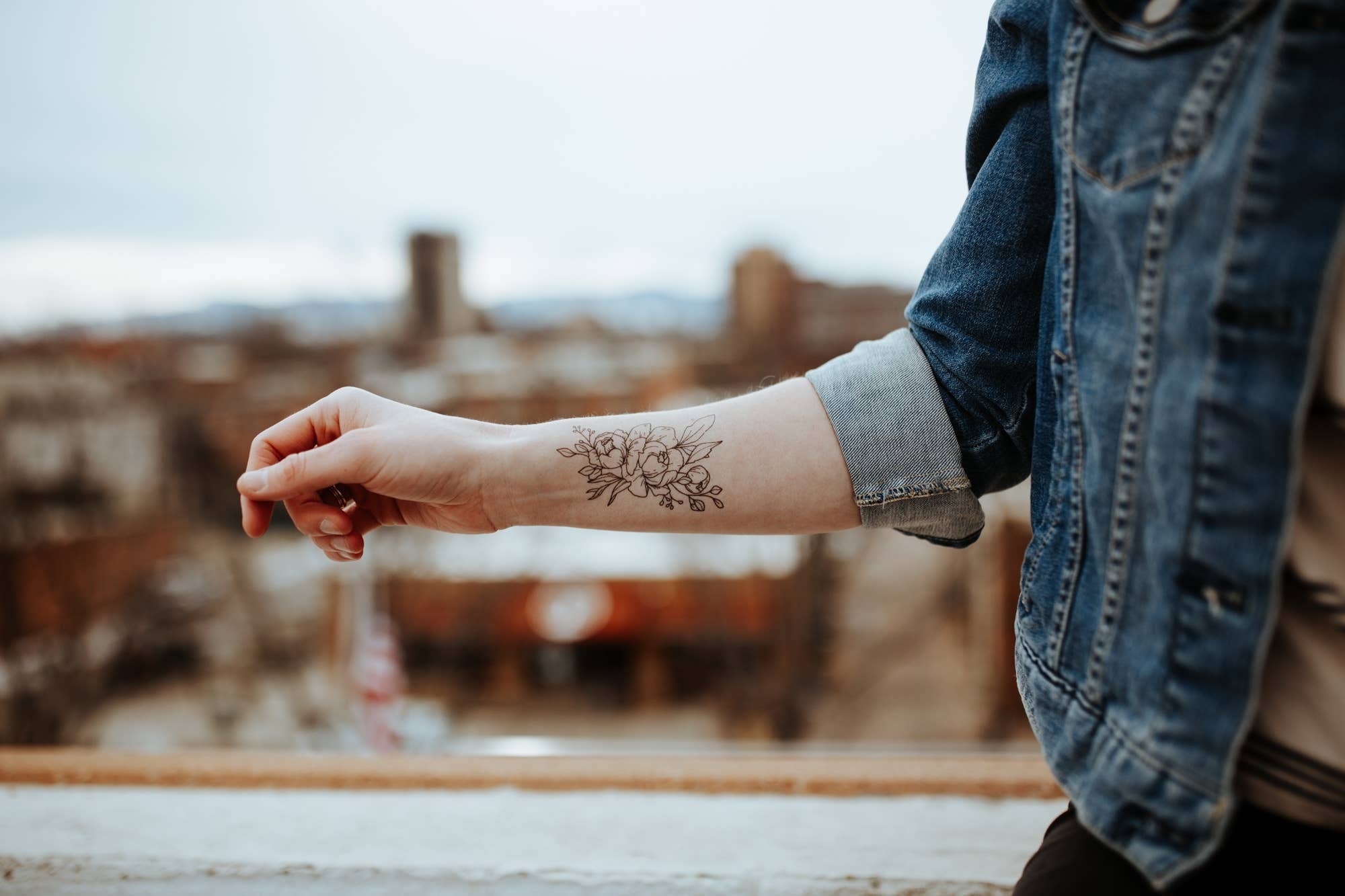 Set of two temporary tattoos, 2.5" x 4"

While flowers are inherently beautiful and full of life, there is something significant about the peony, something different that sets them apart. They allow us to see the beauty of nature for what it really is.