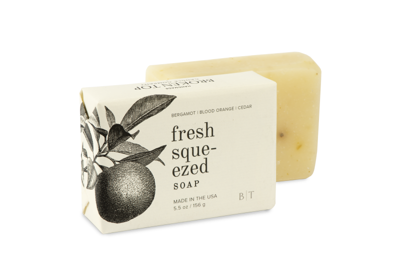 Scent Notes: Bergamot | Blood Orange | Cedar

Bold citrus is a fan favorite with our Fresh Squeezed scent. Blood orange, bergamot oil, and a hint of cedar blend to create a highly scented orange and grapefruit masterpiece. Fresh Squeezed is one of our top