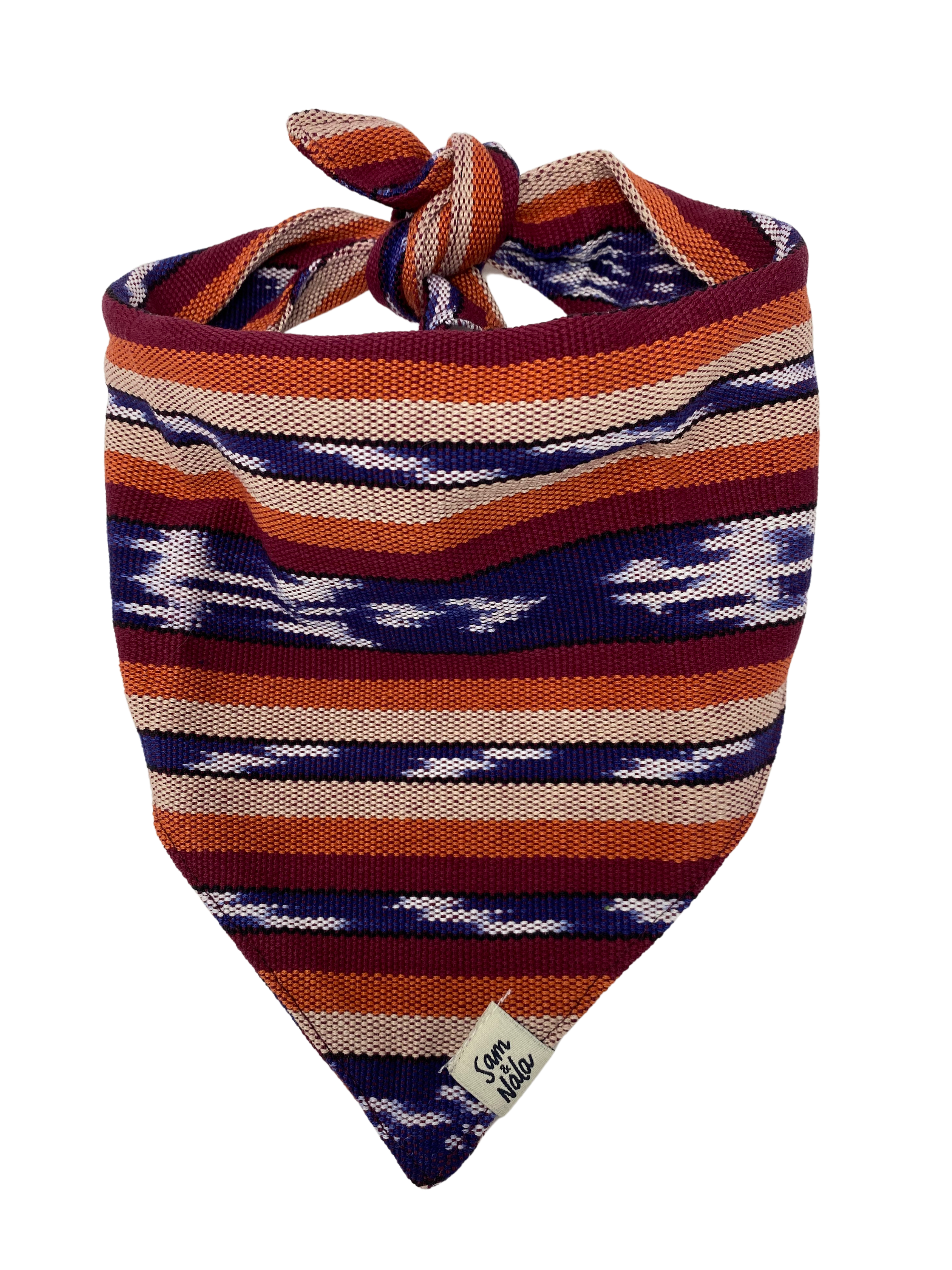 This dreamy fabric has symbols of humans and butterflies woven into it. The artisan who made it, Manuel, explained that they are there to symbolize life & hope. We think that' pretty spectacular. Machine Washable Dog Bandana
This fabric was hand-woven in 