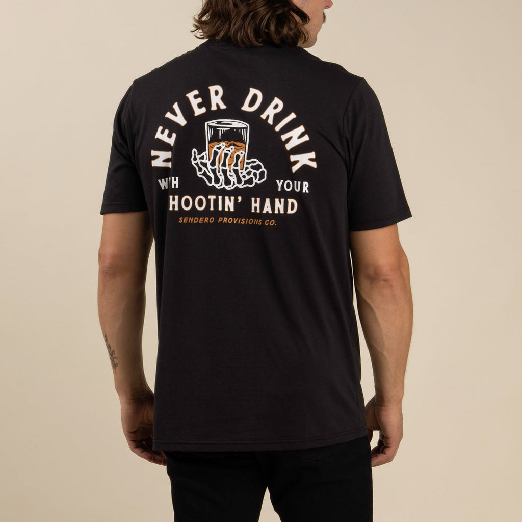 Sendero- Shootin' Hand Salud T-Shirt